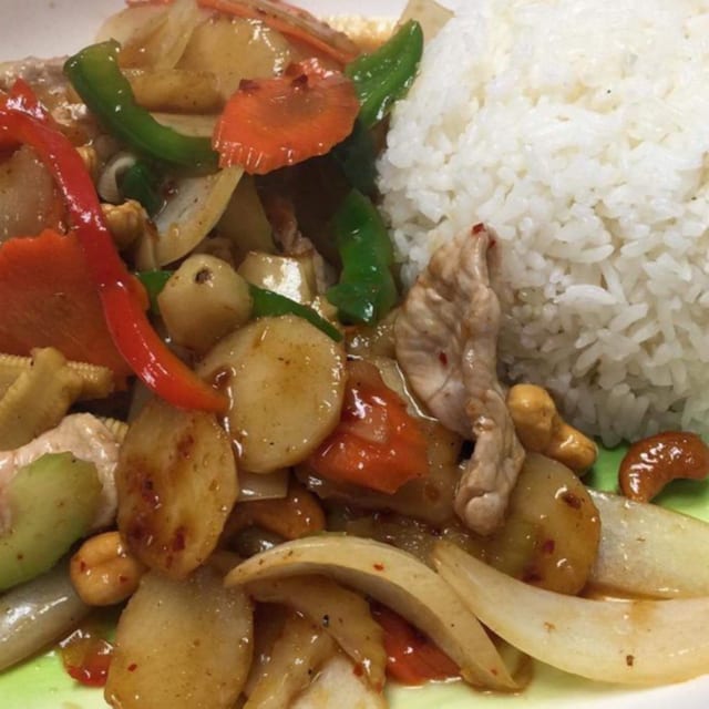 62. Pad Cashew Nut.